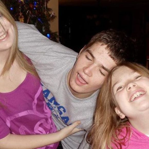 Meet your Posher, Rena - Picture 1 of 1